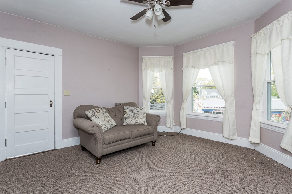 577 Page Boulevard Springfield, MA 01104 - Photo 25 of 40 Gallery Image 25