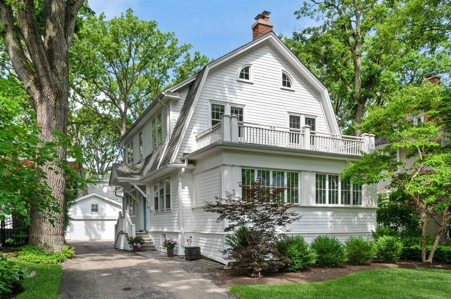 66 Abbotsford Road Winnetka, IL 60093 - Photo 1 of 1