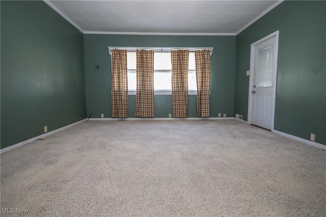 55490 National Road Bridgeport, OH 43912 - Photo 5 of 17 Gallery Image 5
