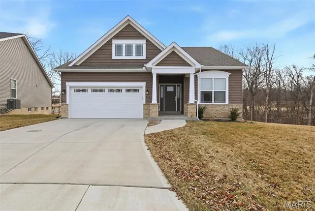 $545,000 | 425 Cedar Breaks Court, Wentzville, MO 63385