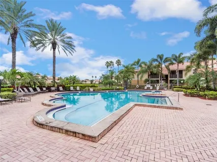 $200,000 | 1235 Southwest 46th Avenue, Unit 707, Pompano Beach, FL 33069