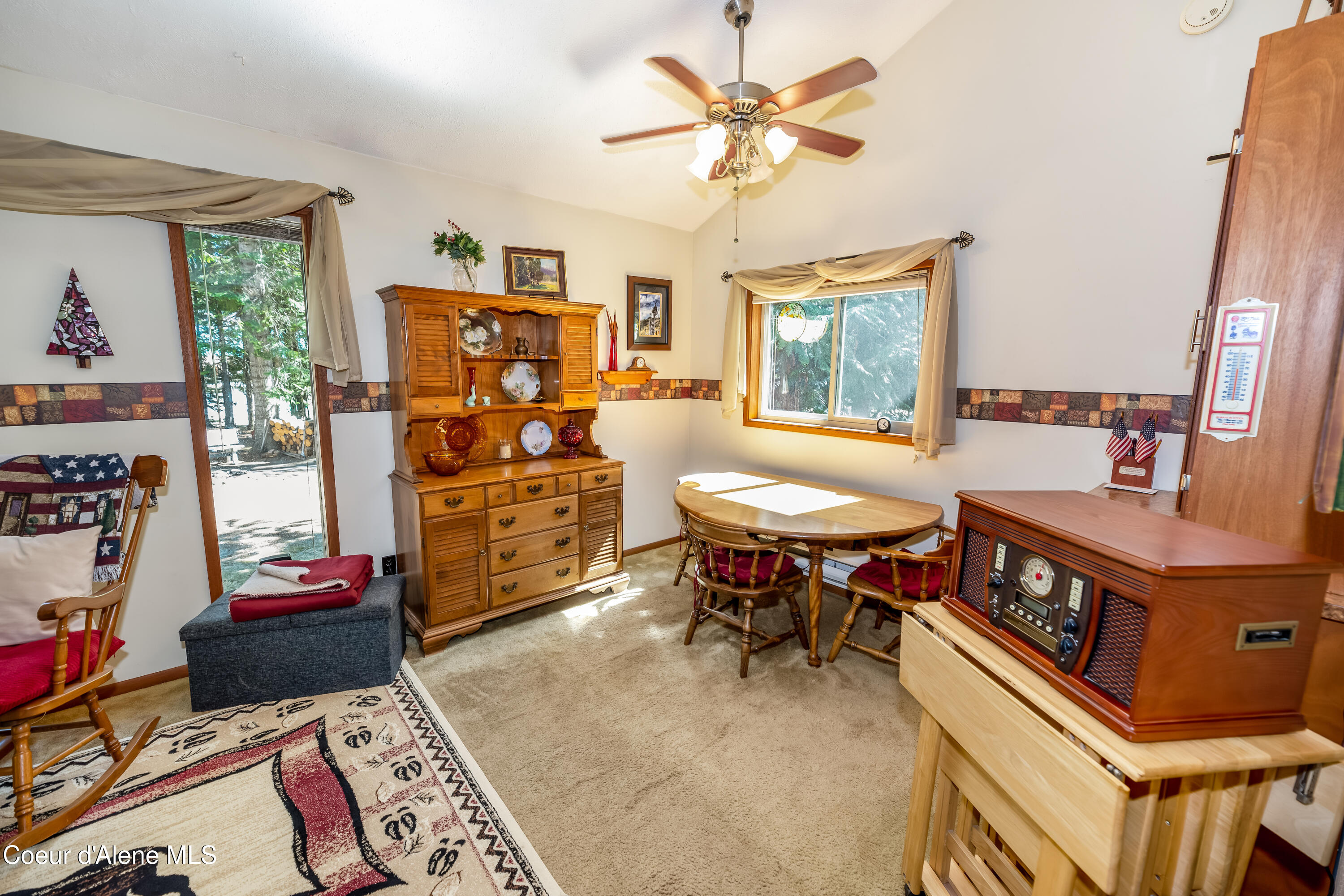 1976 Reeder Bay Road Nordman, ID 83848 - Photo 13 of 22 Dining Area