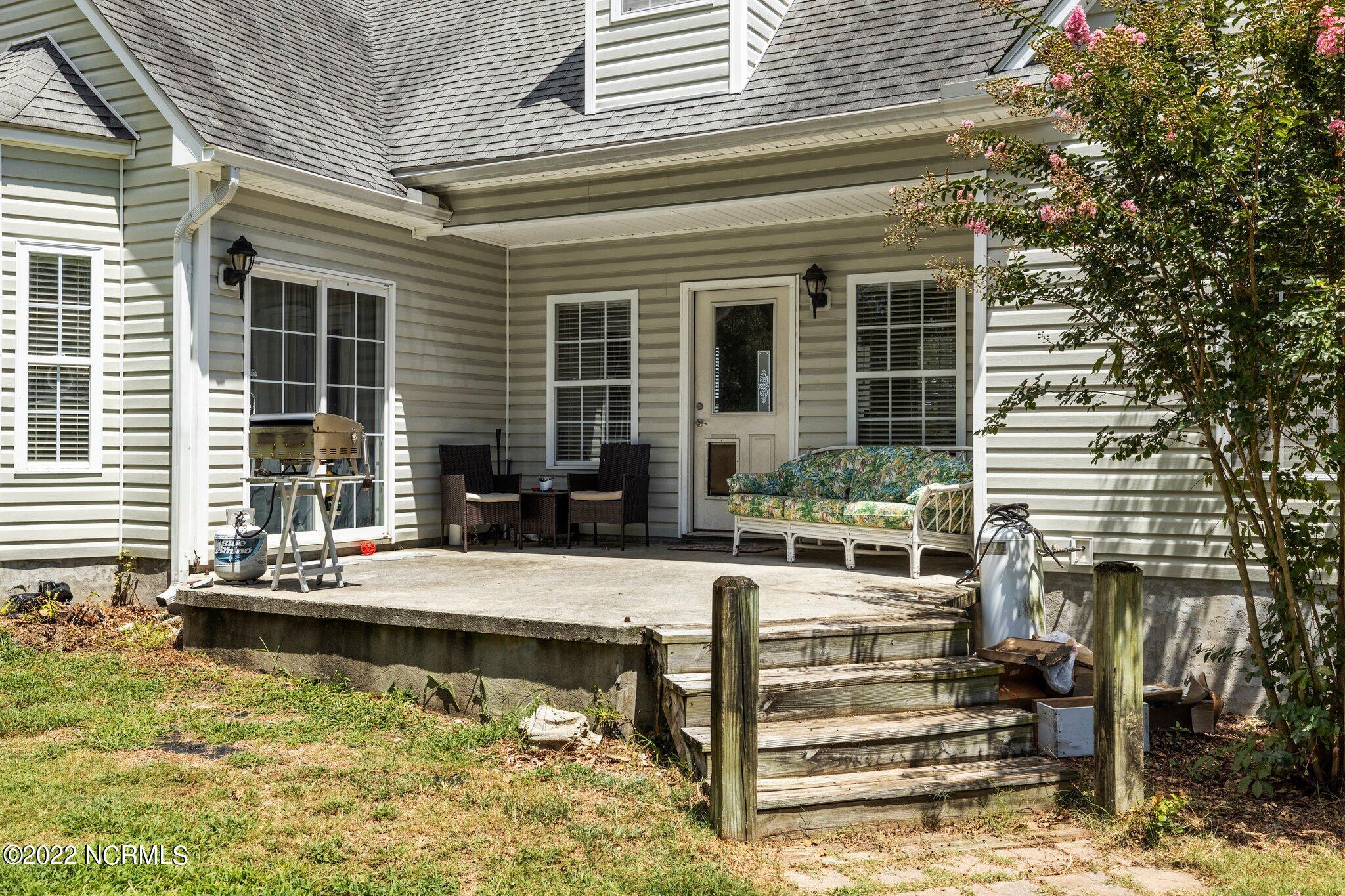 843 Roberts Road Newport, NC 28570 - Photo 34 of 47 10-web-or-mls-_S3A5410