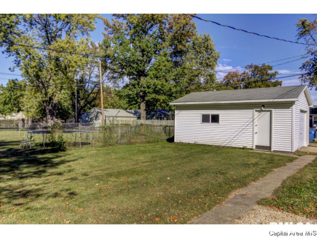 1700 North 20th Street Springfield, IL 62702 - Photo 23 of 36