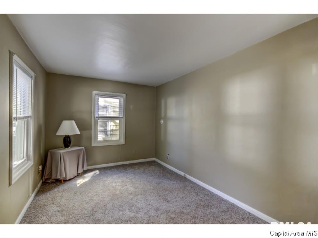 1700 North 20th Street Springfield, IL 62702 - Photo 3 of 36