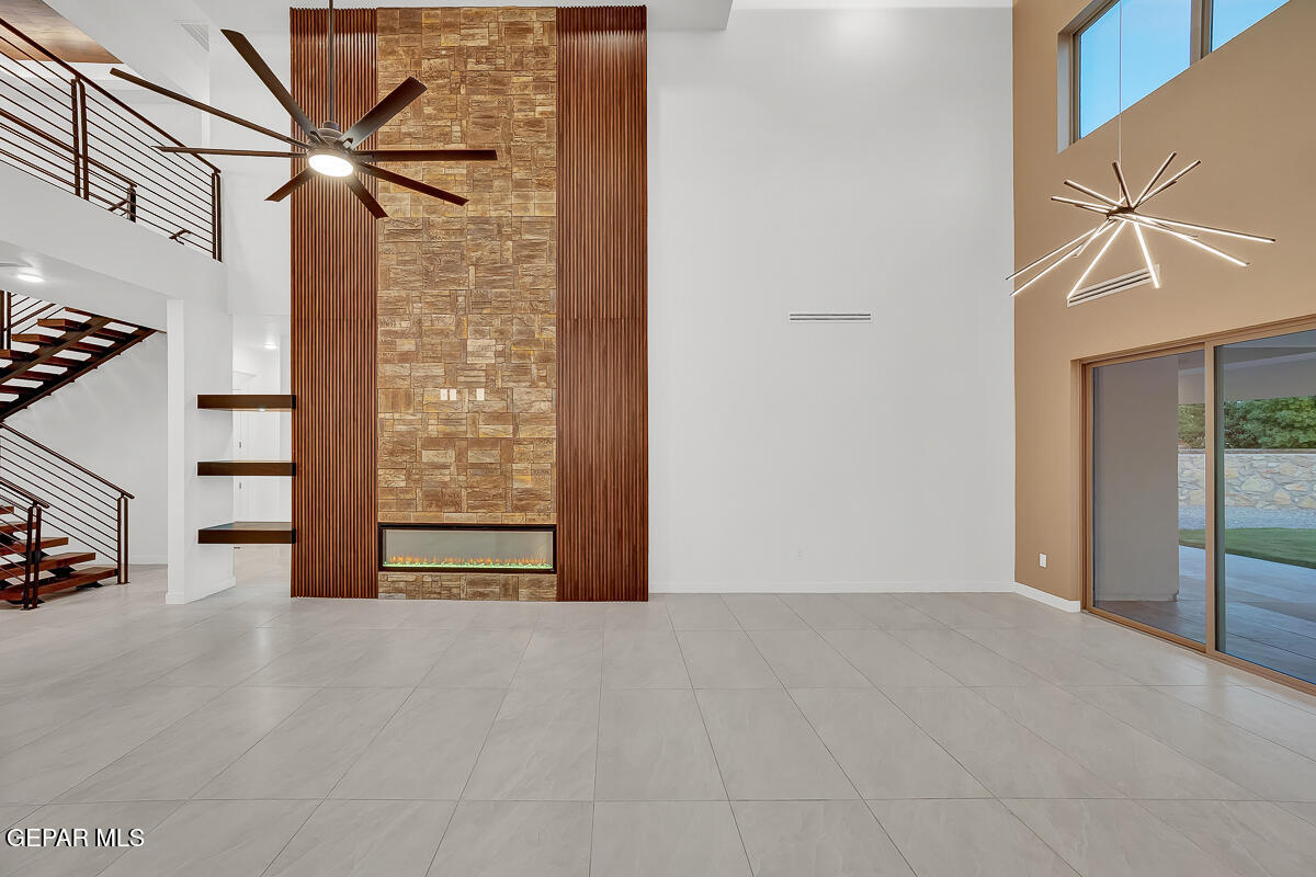 820 West Gate El Paso, TX 79932 - Photo 15 of 42 820 WestGate-19