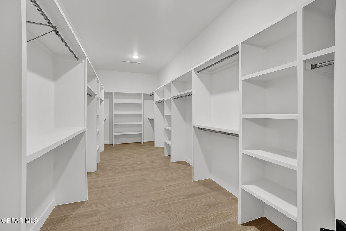 820 West Gate El Paso, TX 79932 - Photo 20 of 42 820 WestGate-29