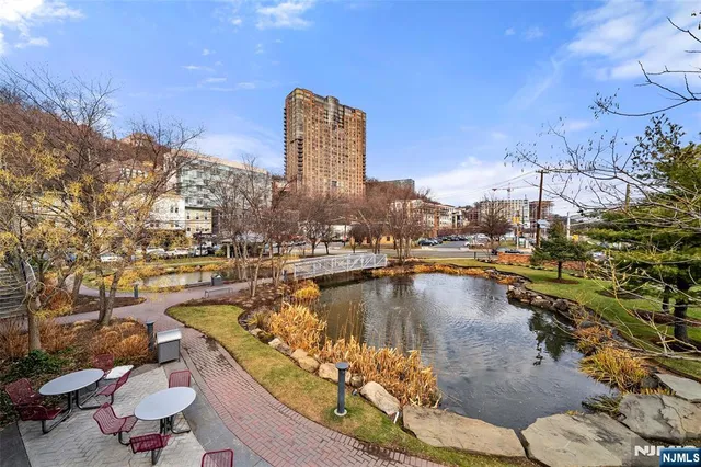 $2,995 | 917 Hudson Park, Unit 917, Edgewater, NJ 07020