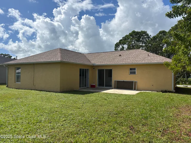 $1,775 | 117 Hillock Avenue Northwest, Palm Bay, FL 32907