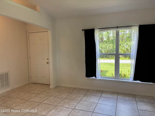 $1,775 | 117 Hillock Avenue Northwest, Palm Bay, FL 32907