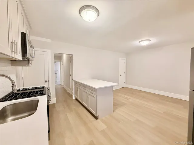 $2,450 | 678 Willis Avenue, Unit 1, Williston Park, NY 11596