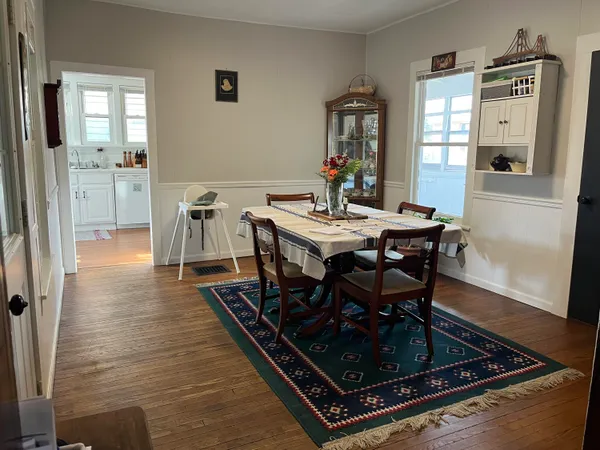 $179,000 | 4 North West Street, Hillsdale, MI 49242