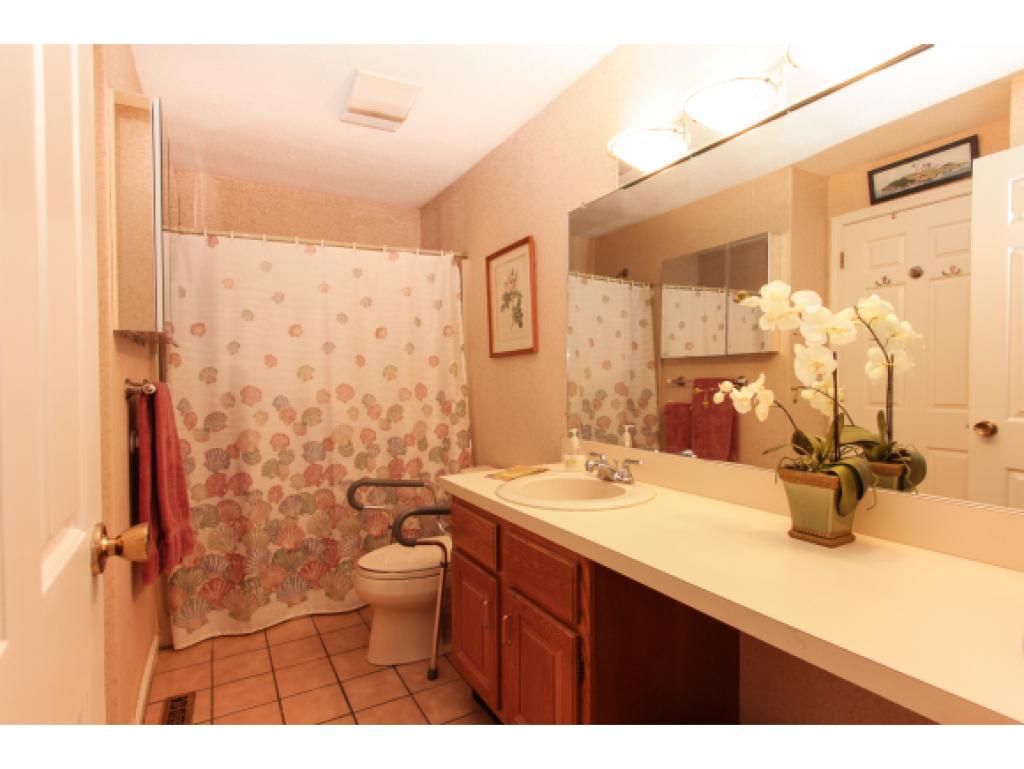 57 Winding Pond Road, Unit 57 Londonderry, NH 03053 - Photo 10 of 24