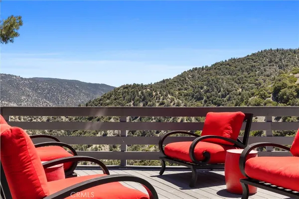 $674,999 | 2104 St Bernard Drive, Pine Mountain Club, CA 93222