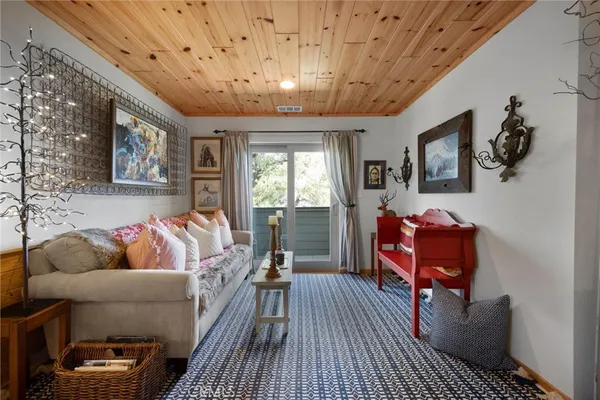 $674,999 | 2104 St Bernard Drive, Pine Mountain Club, CA 93222