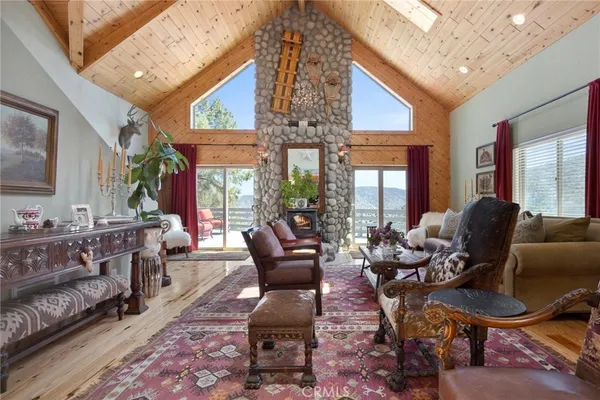 $674,999 | 2104 St Bernard Drive, Pine Mountain Club, CA 93222