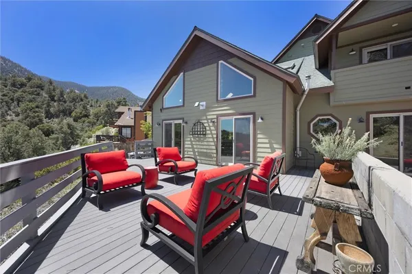 $674,999 | 2104 St Bernard Drive, Pine Mountain Club, CA 93222