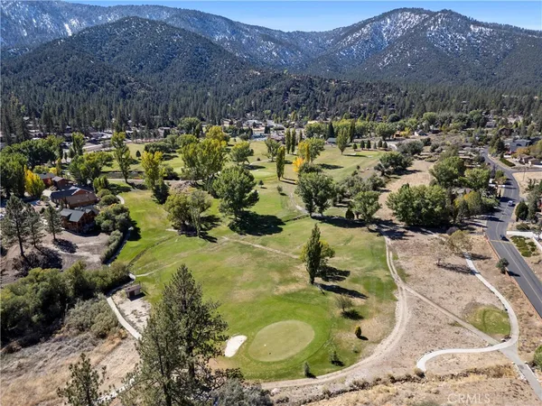 $674,999 | 2104 St Bernard Drive, Pine Mountain Club, CA 93222