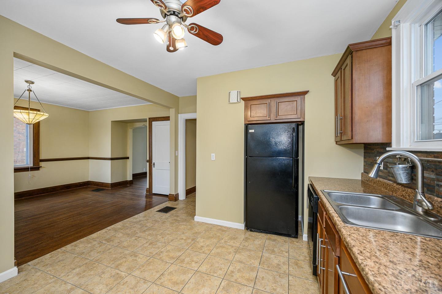 3310 Phoenix Avenue Cheviot, OH 45211 - Photo 8 of 32