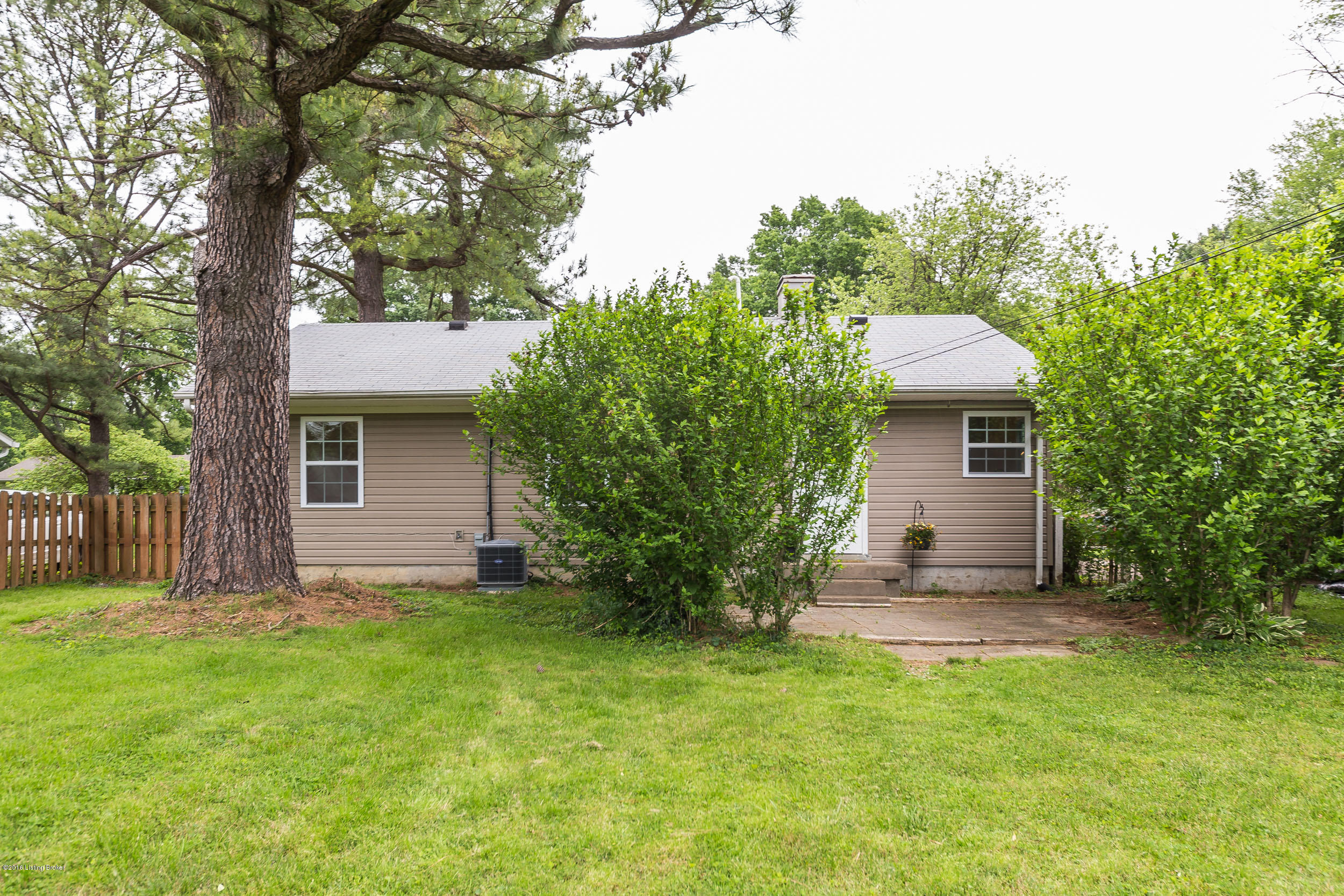 1402 Old Mill Road Lyndon, KY 40242 - Photo 21 of 21 1402 Old Mill Rd-5