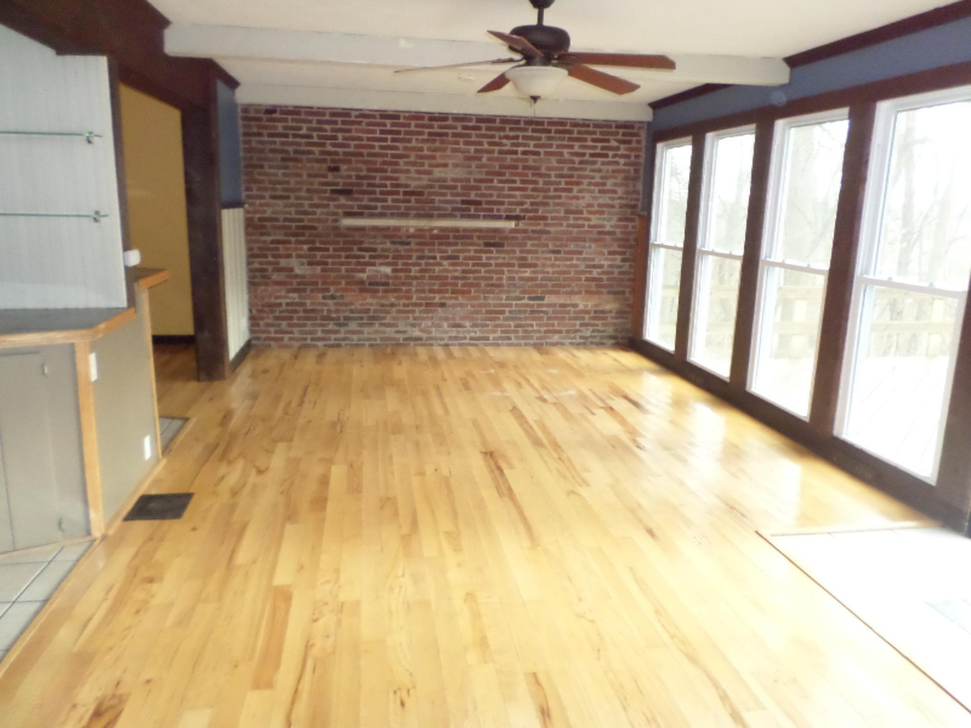 1500 West Chicago Road Niles, MI 49120 - Photo 4 of 16 SAM_4552