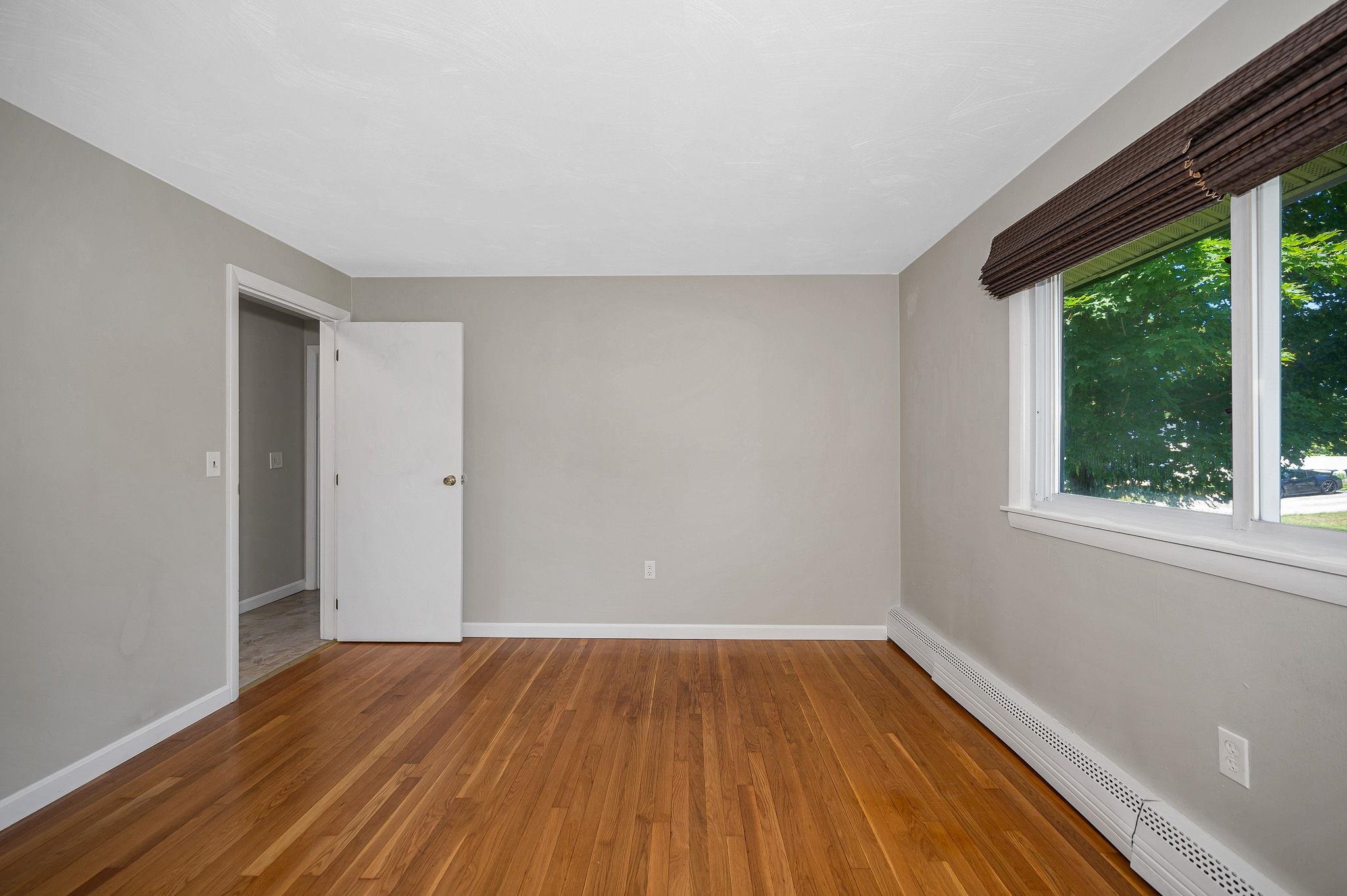 7 Raleigh Drive Nashua, NH 03062 - Photo 16 of 33