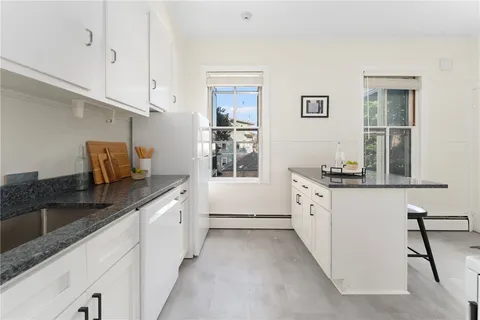 $249,000 | 43 Chapin Avenue, Unit 2, Providence, RI 02909