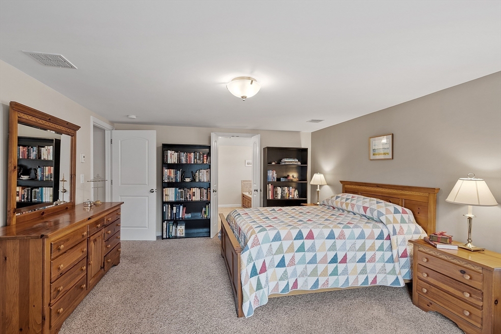 33 Westwind Road Andover, MA 01810 - Photo 16 of 27 Gallery Image 16