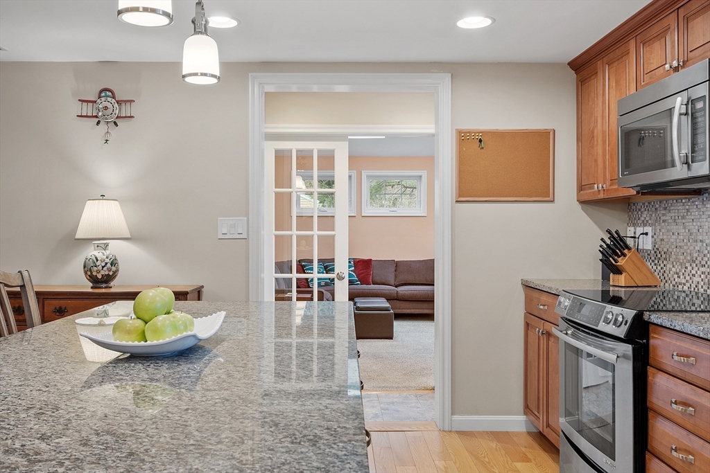 33 Westwind Road Andover, MA 01810 - Photo 8 of 27 Gallery Image 8