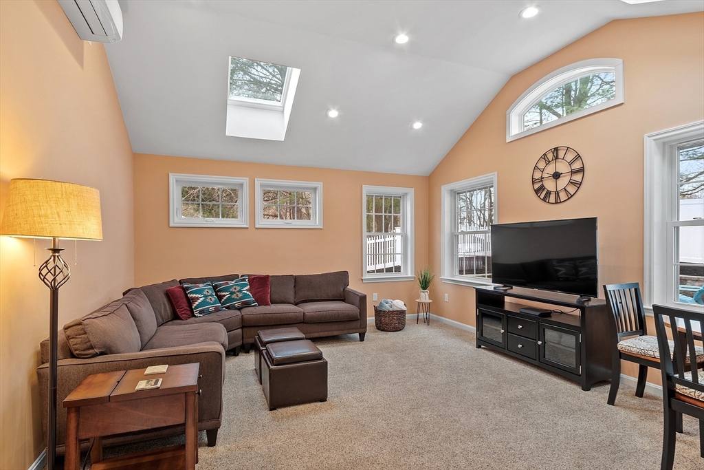 33 Westwind Road Andover, MA 01810 - Photo 10 of 27 Gallery Image 10