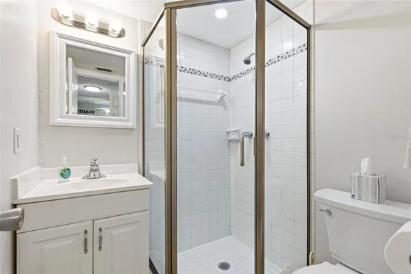 $1,700 | 801 83rd Avenue North, Unit 510, St. Petersburg, FL 33702