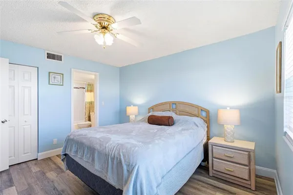 $1,700 | 801 83rd Avenue North, Unit 510, St. Petersburg, FL 33702