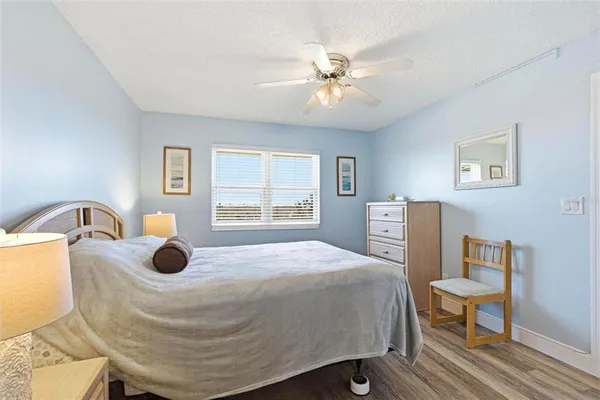 $1,700 | 801 83rd Avenue North, Unit 510, St. Petersburg, FL 33702