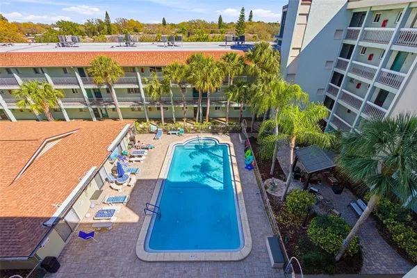 $1,700 | 801 83rd Avenue North, Unit 510, St. Petersburg, FL 33702
