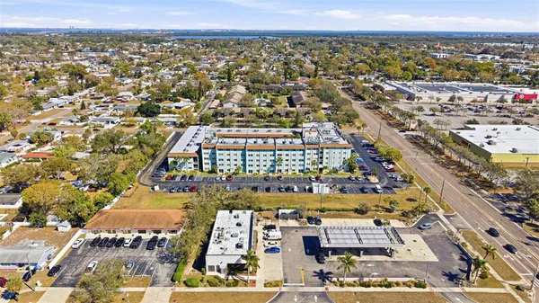 $1,700 | 801 83rd Avenue North, Unit 510, St. Petersburg, FL 33702