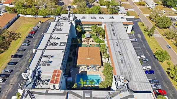 $1,700 | 801 83rd Avenue North, Unit 510, St. Petersburg, FL 33702