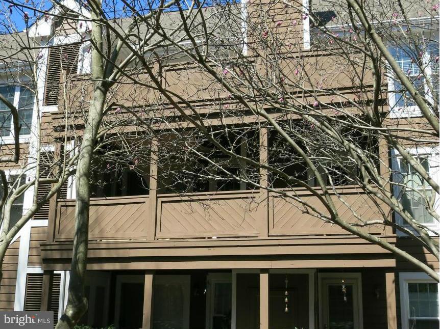 1423 Church Hill Place, Unit 1423 Reston, VA 20194 - Photo 20 of 26 a view of a house with a snow on the wall