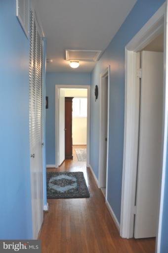 8801 Cromwell Drive Springfield, VA 22151 - Photo 18 of 25 Upper Hallway