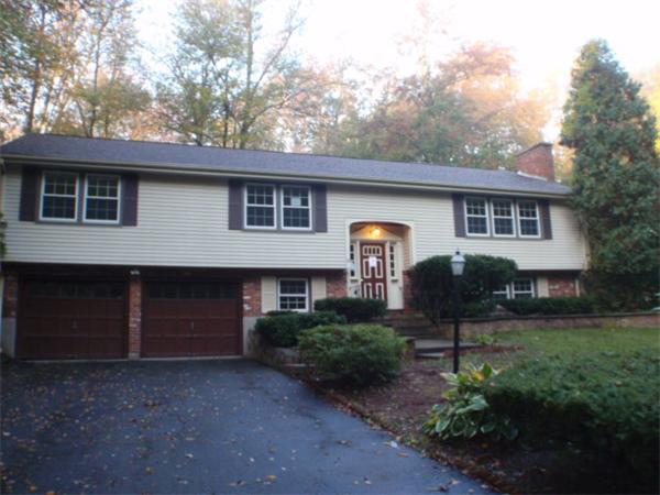 42 Jodie Road Framingham, MA 01702 - Photo 3 of 14 Gallery Image 3