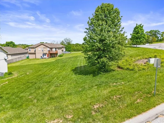 $45,000 | 12217 Bennington Avenue, Grandview, MO 64030