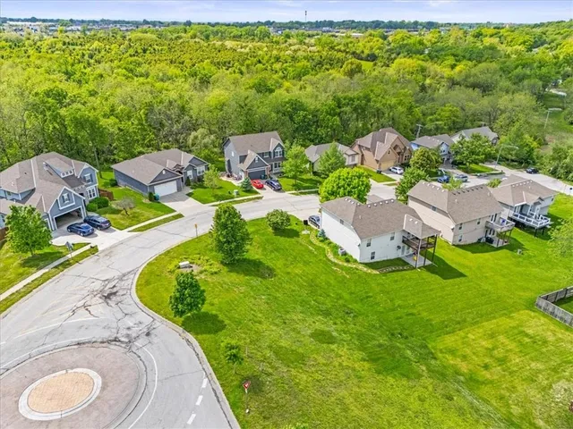 $45,000 | 12217 Bennington Avenue, Grandview, MO 64030