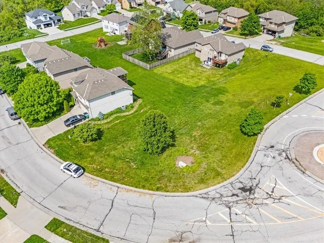 $45,000 | 12217 Bennington Avenue, Grandview, MO 64030