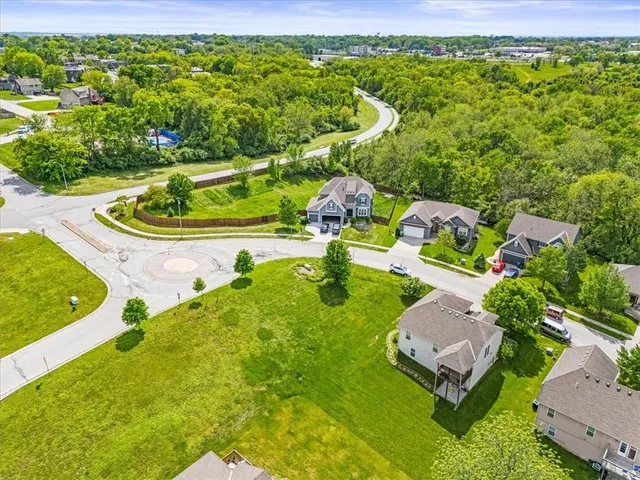 $45,000 | 12217 Bennington Avenue, Grandview, MO 64030