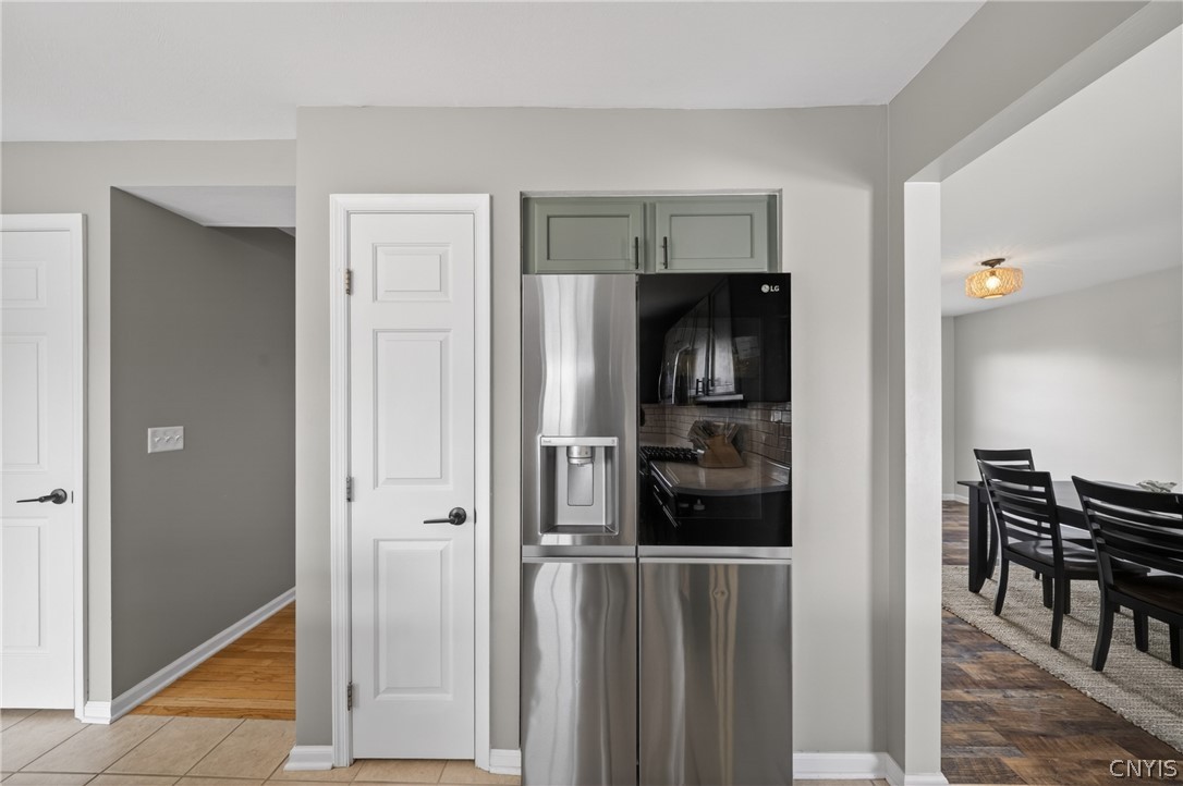 5467 Congleton Circle Clay, NY 13041 - Photo 14 of 37