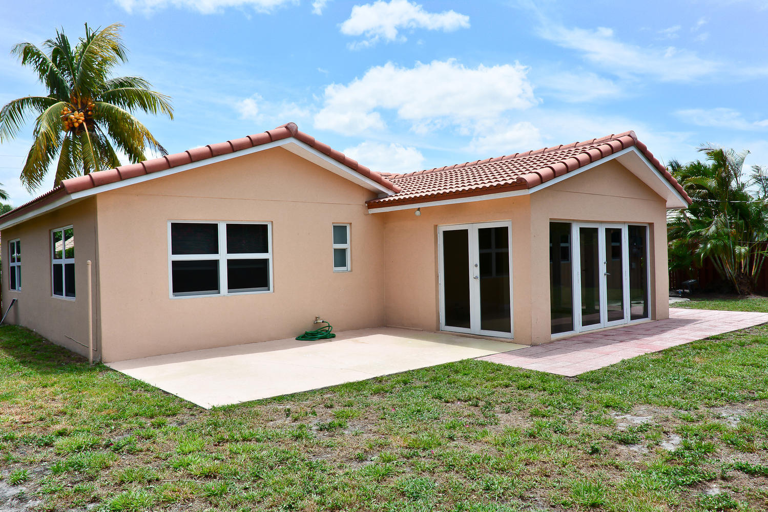 1041 Southwest 3rd Street Boca Raton, FL 33486 - Photo 24 of 27 1041 SW 3rd Street Boca Raton-large-029-