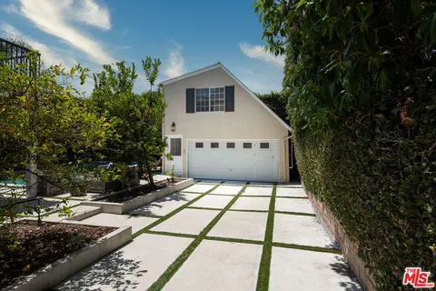 $3,895,000 | 543 North June Street, Los Angeles, CA 90004