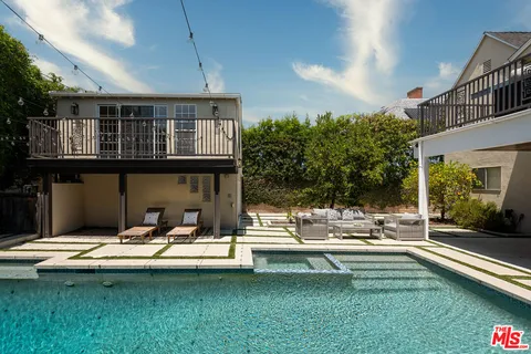 $3,895,000 | 543 North June Street, Los Angeles, CA 90004