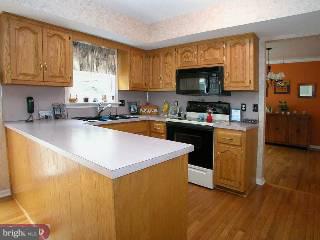 690 Griffiths Road Warrington, PA 18976 - Photo 5 of 6 Gallery Image 5