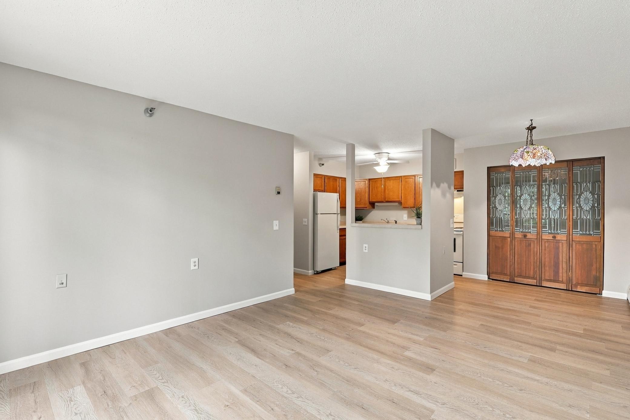 7600 Golden Valley Road, Unit 316 Golden Valley, MN 55427 - Photo 5 of 25 Gallery Image 5