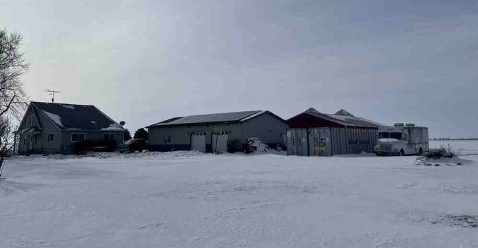 7975 South Old Mazon Road Gardner, IL 60424 - Photo 2 of 3